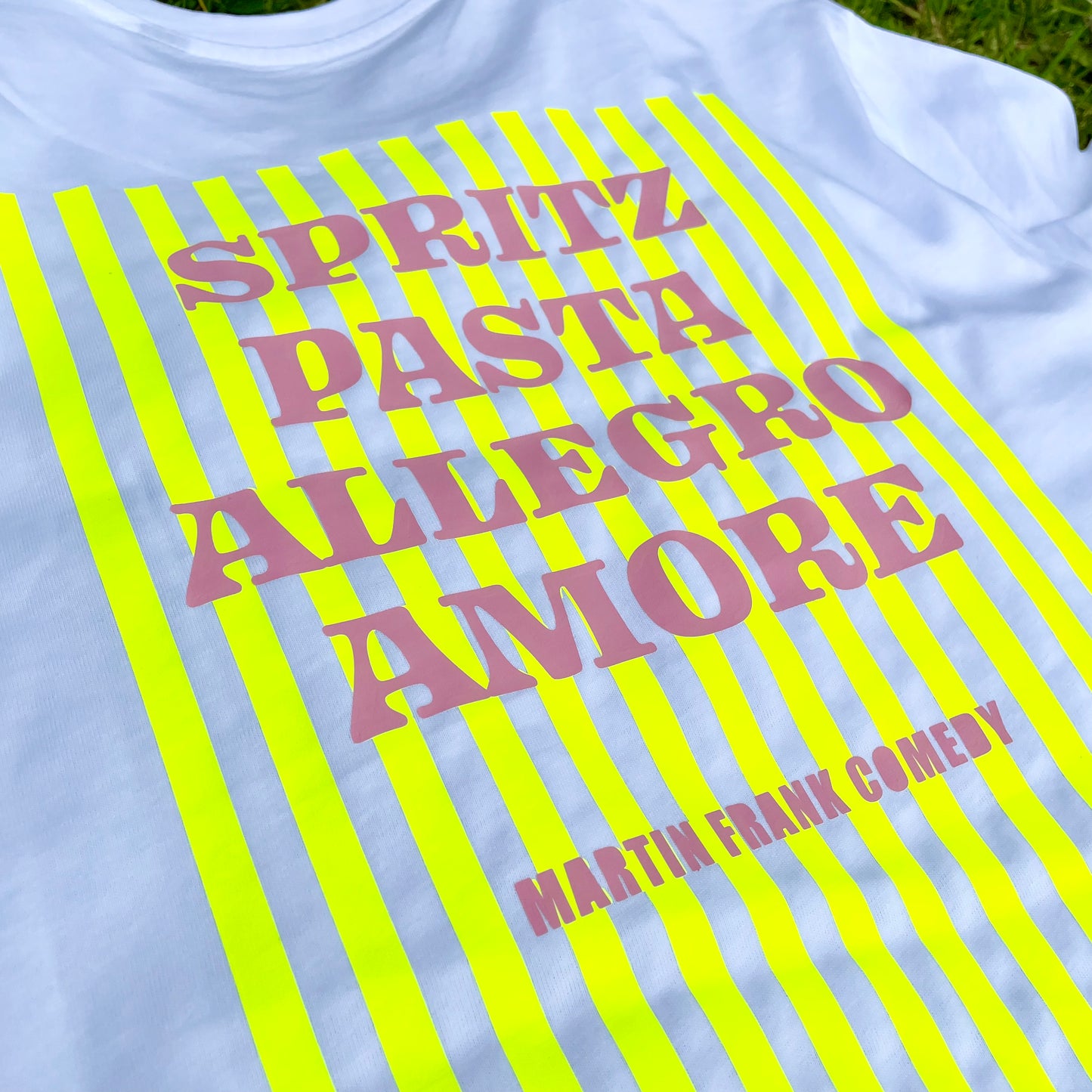 Bio-Baumwoll Unisex T-Shirt | Martin Frank „Spritz Pasta Allegro Amore“